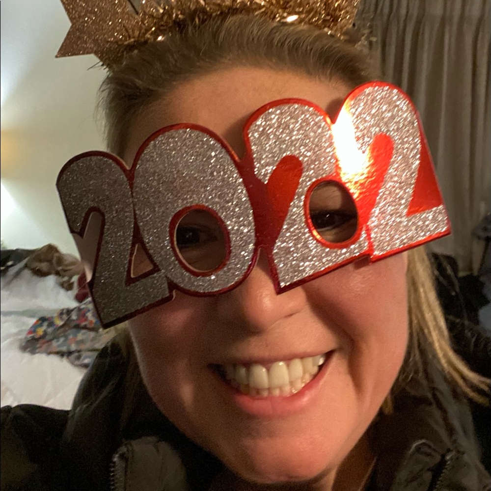👋🏻 Hello & Happy New Year 2️⃣0️⃣2️⃣2️⃣🥳 from Virginia!